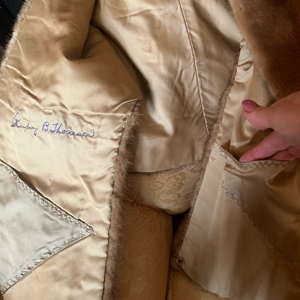 VINTAGE ELEGANT MINK STOLE ONE SIZE FEEL RICH! - Picture 6 of 7